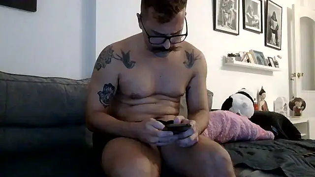 yanick931 live XXX chat