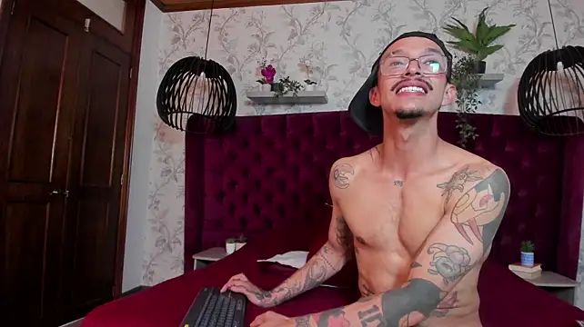 Онлайн чат XXX dan_damon