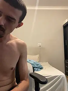 Chat +18 de Ivis1999 ao vivo