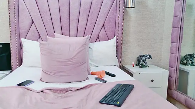 MadisonMoons Live XXX-Chat