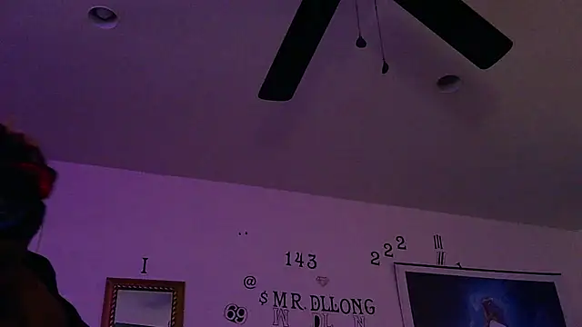 Chatroom XXX en direct de TheRealMrDLlong