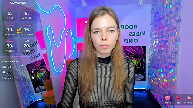 TinaTayylorのライブXXXチャット