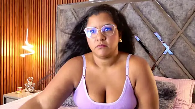 Slutty_Vicky Live XXX-Chat