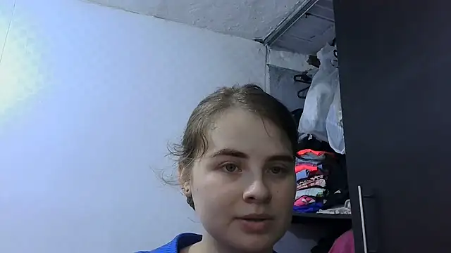 HellenMiyer1111 Live XXX-Chat