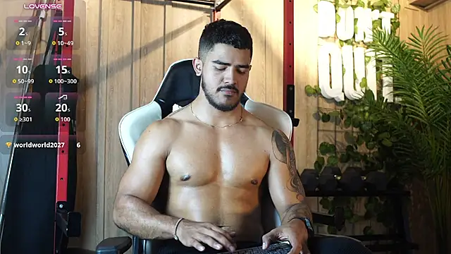 Reik_Vonn Live XXX-Chat