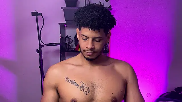 Chat XXX ao vivo de colt_addams
