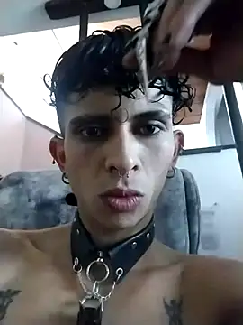 Maximoking26 live XXX chat