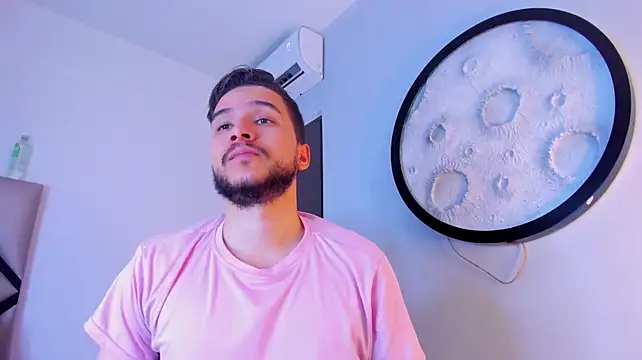 Mike_0012 Live XXX-Chat