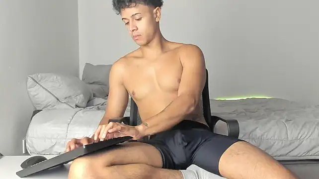 _Alex_Colton élő XXX-chatje