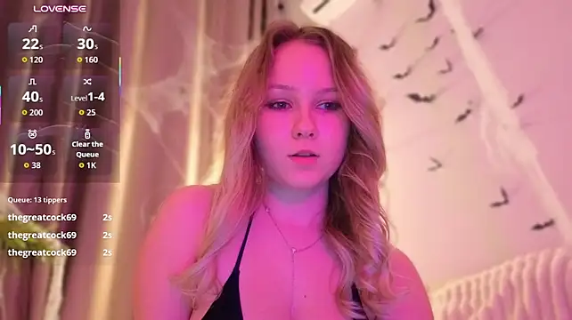 XXX chat uživo modela queenneee