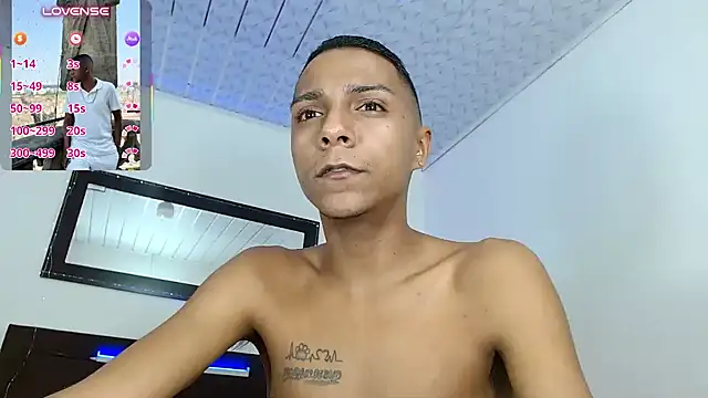دردشة hotboyluxe الجنسية المباشرة