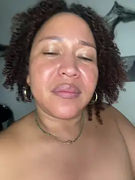 Chat +18 de debboraWagner ao vivo