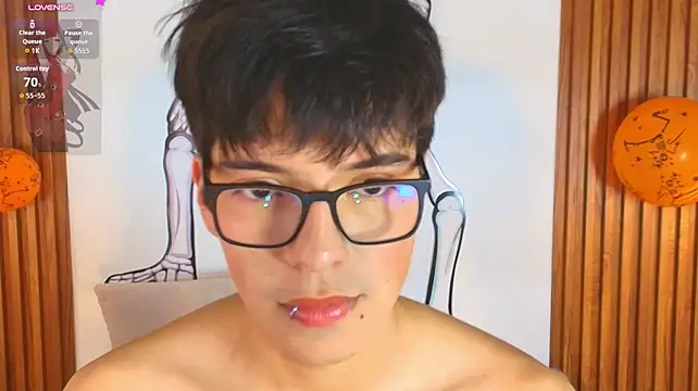 Milo_Wolff Live XXX Chat