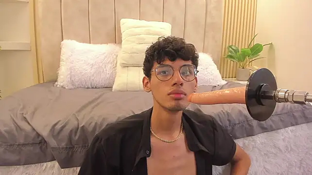 Онлайн чат XXX Ethan_Kay
