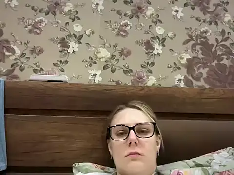NikexPrettyn Live XXX chat