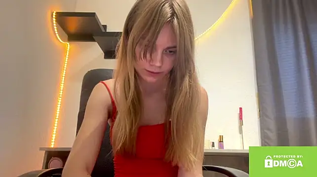 SunnyStriken Live XXX chat