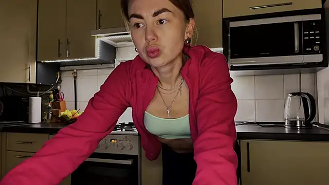 Marta_Kelly Adlı Modelin Canlı XXX Sohbeti