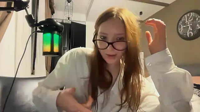 FlaviaDevost Live XXX-Chat