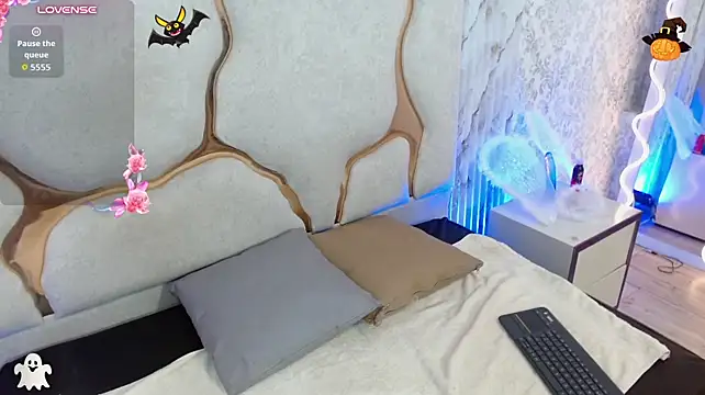OLIIVER_TAY Adlı Modelin Canlı XXX Sohbeti