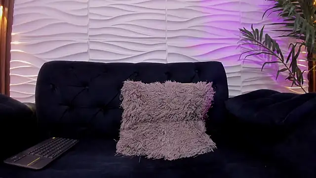 Pavo_tvn Webbikameraesitys