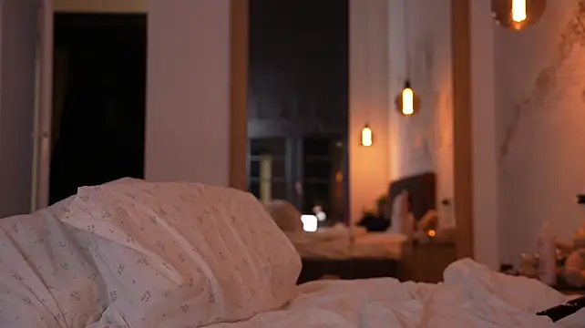 XXX chat uživo modela ibiddi