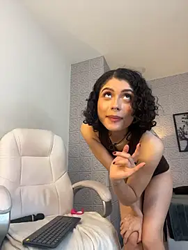 Naragh1 Chat XXX live