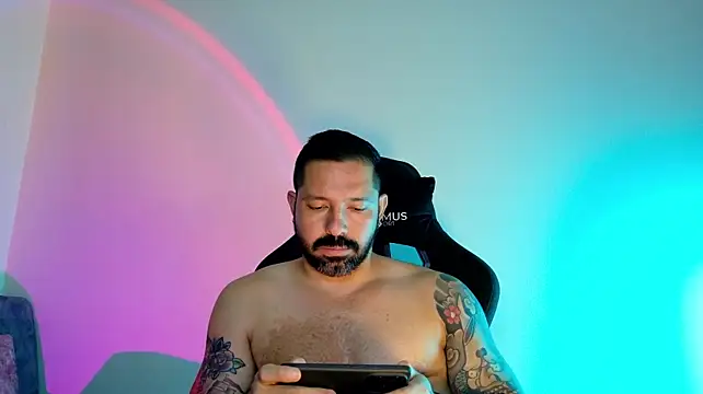 แชท XXX สดของ Pierre_Vidal