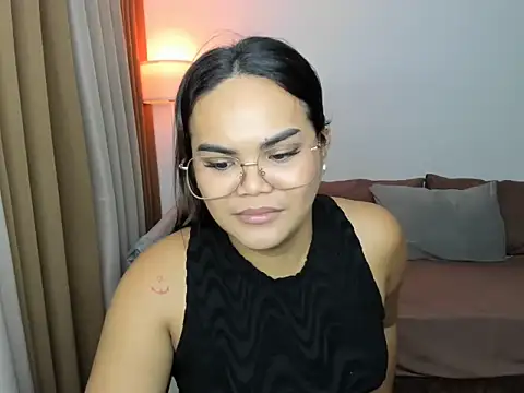 Chat +18 de Kendallfoxx ao vivo