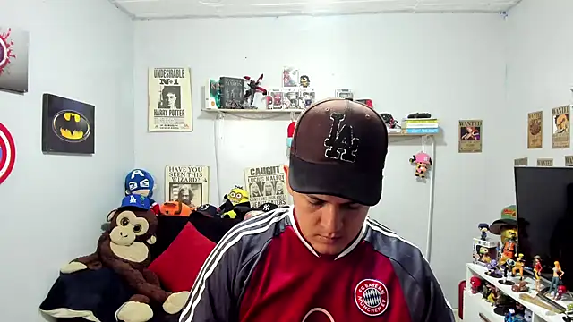 ney_22 élő XXX-chatje