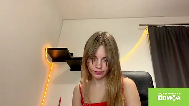 SunnyStriken Live XXX chat