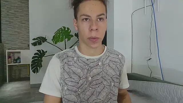 grey___27's Live XXX Chat