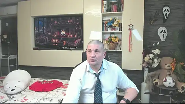 XXX chat uživo modela SpartacusDaddy48