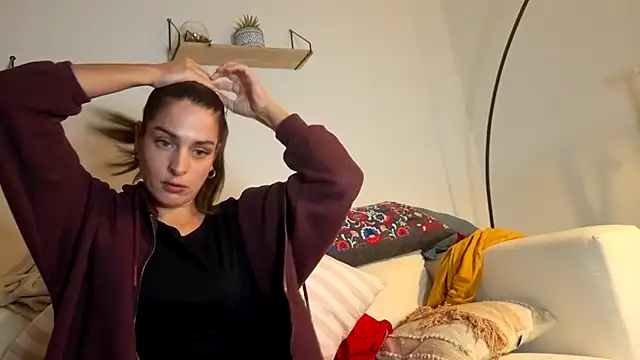 Chat +18 de Camii2244 ao vivo