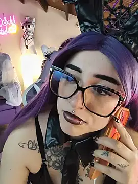 LilithDark666's Live XXX Chat