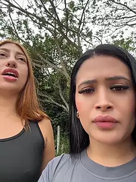 Chat +18 de Sara_fun ao vivo