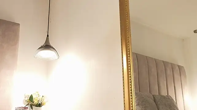 Nioki_ Live XXX-chat