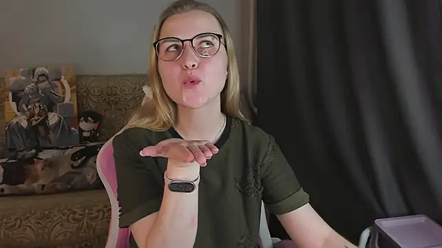 Chat XXX en directo de MissBrightShine
