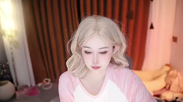 Hazelsomi 라이브 XXX 채팅