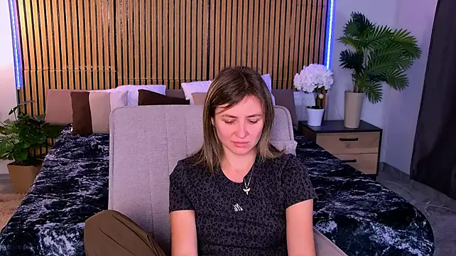 Chat XXX en directo de EmeraldGlow