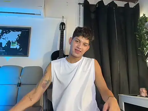 Soydaniel_naughty – Naživo XXX chat