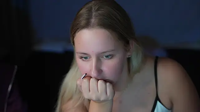 PrettyRuby054 – Naživo XXX chat