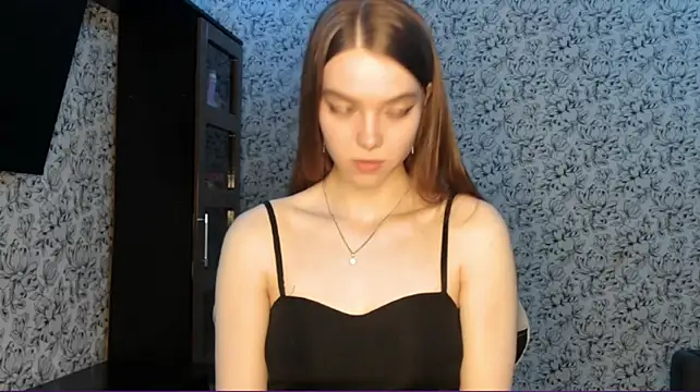 MidnightHaze's Live XXX Chat