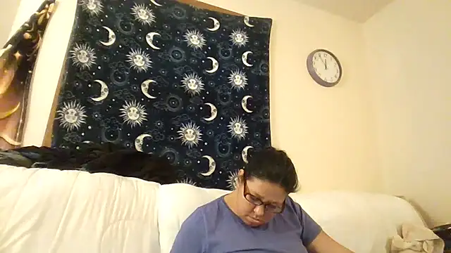 Butterfly2023's Live XXX Chat