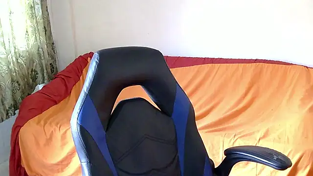 Darkkras live XXX chat