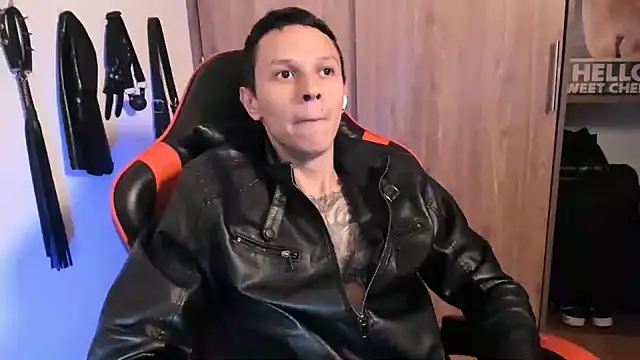 Czat XXX na żywo – Masterdave7