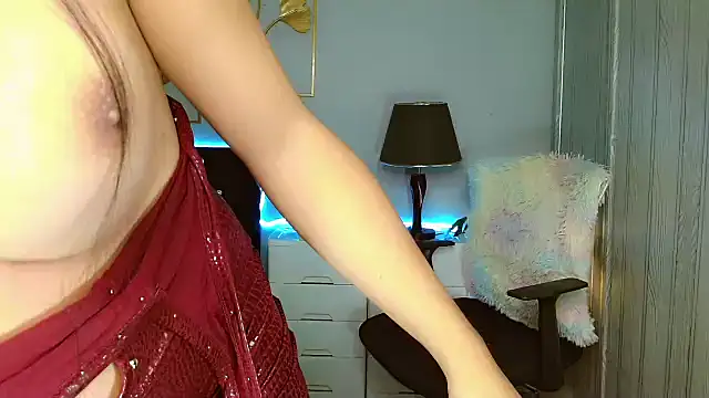 ainacondaxx 即時 XXX 聊天