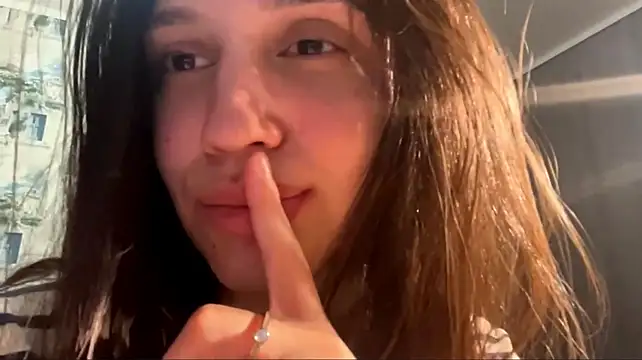Chat XXX ao vivo de MarinaTuray
