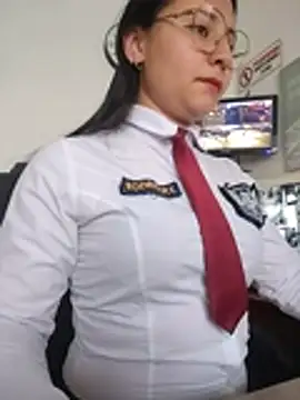 Queen_linda1's Live XXX Chat