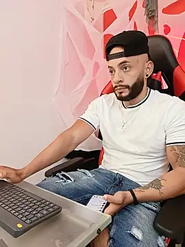 Mike_savage3: απευθείας συνομιλία ΧΧΧ