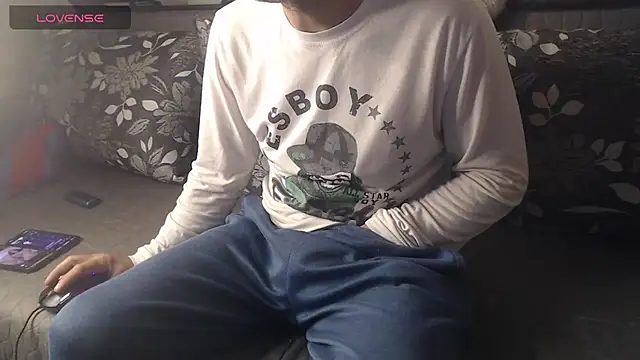 Chat XXX ao vivo de roby_home